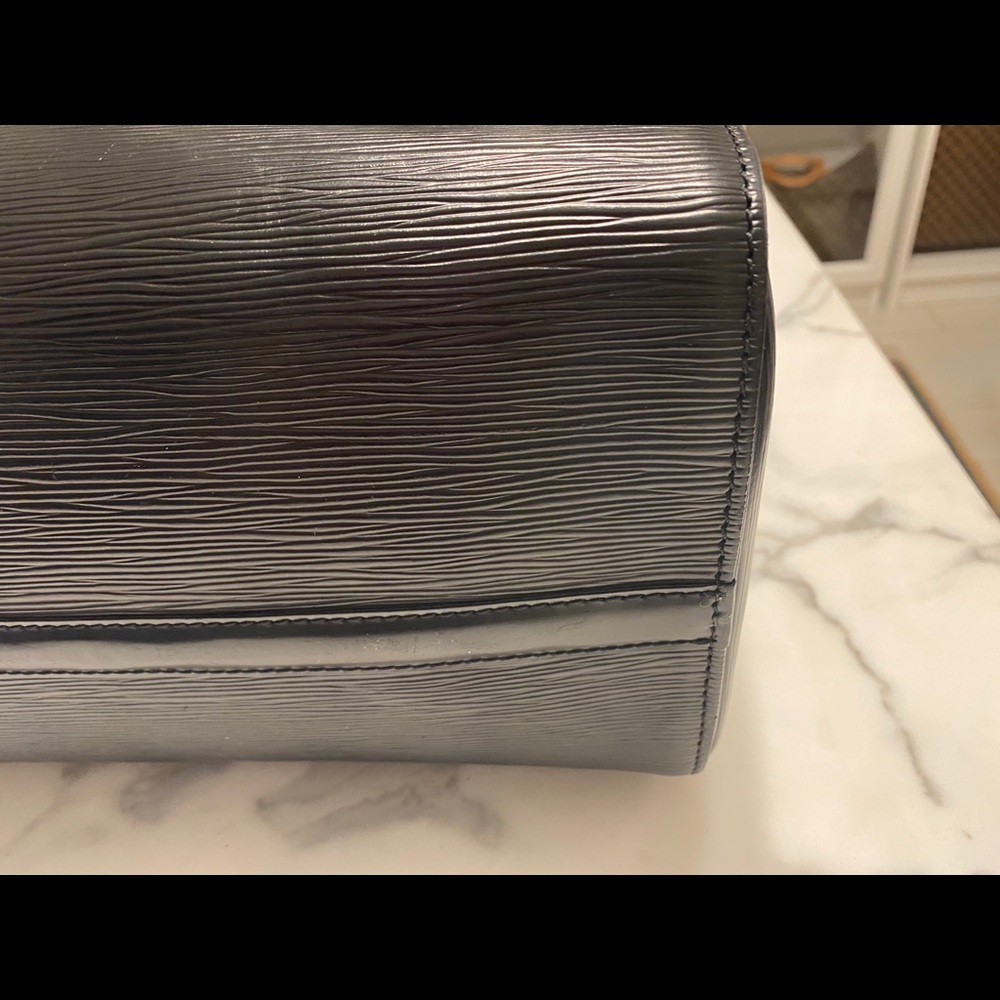 Louis Vuitton Speedy 30 Epi - Picture 6 of 16
